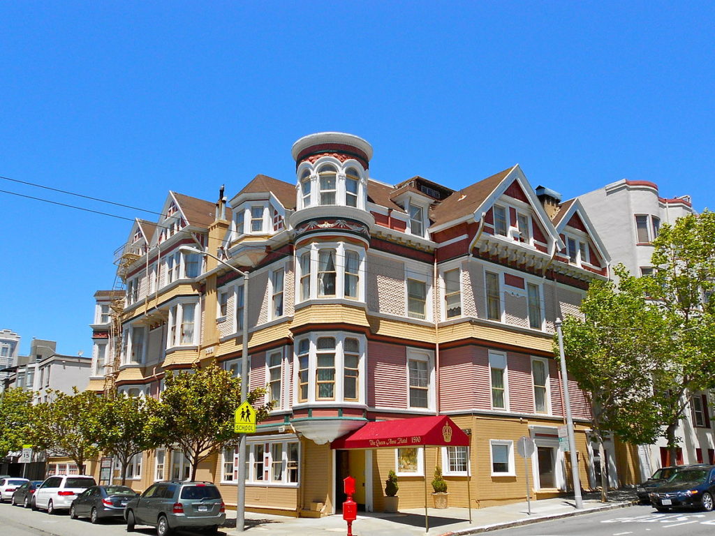 This image of Queen Ann haunted Hotel in CA