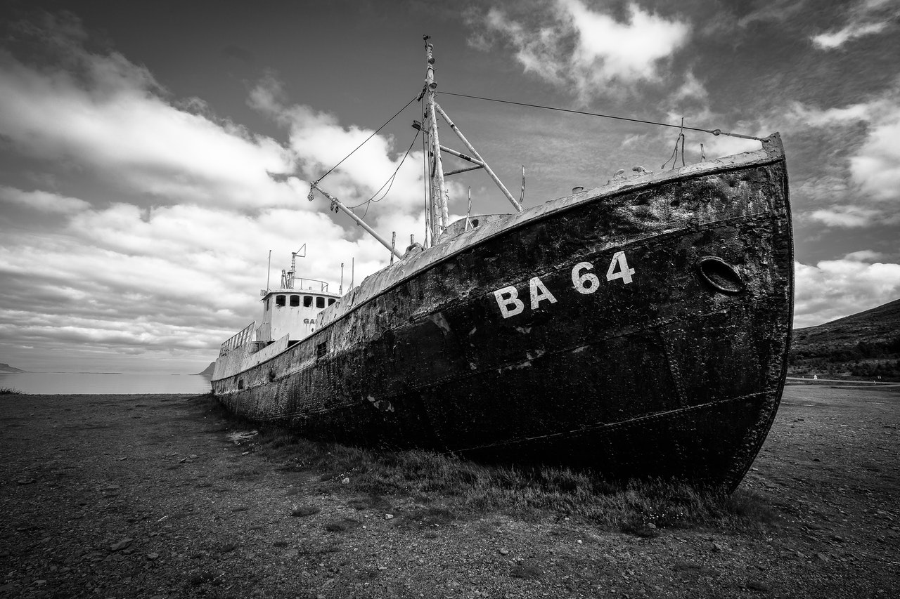 Real ghost ships of oceans